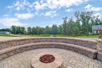 533 Holly Tree Dr, Crossville, TN 38555