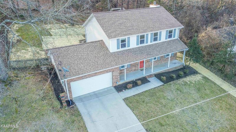 5330 Lance Dr, Knoxville, TN 37909