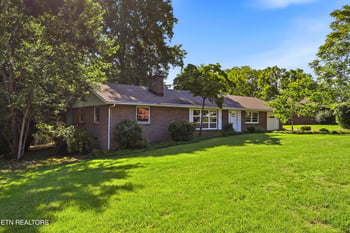 5330 NE Lavesta Rd, Knoxville, TN 37918
