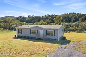 5330 Rutledge Pike, Rutledge, TN 37861