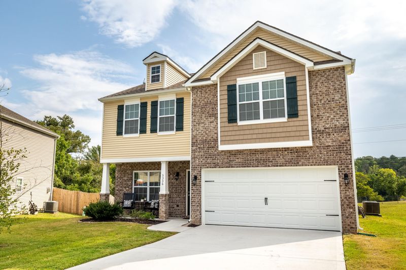 5336 Golden Eagle Ln, Corryton, TN 37721