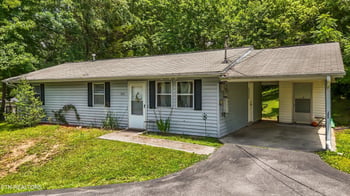 534 Sleepy Hollow Rd, Oliver Springs, TN 37840