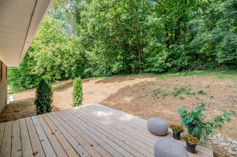 5343 Mohawk Dr, Knoxville, TN 37914