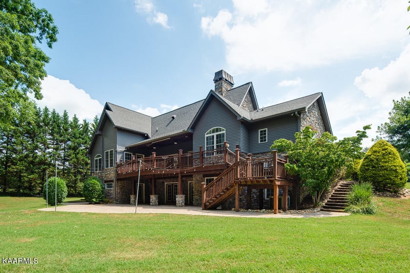 535 Creole Dr, Maryville, TN 37801