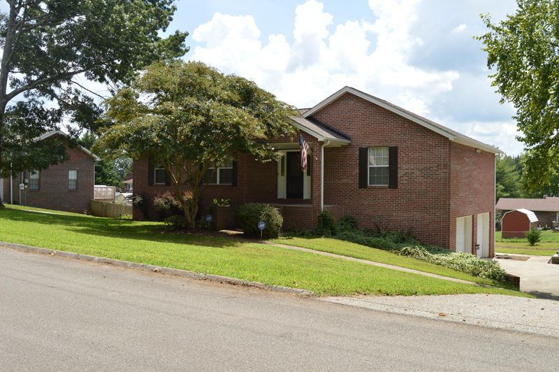 535 Devon St, Seymour, TN 37865