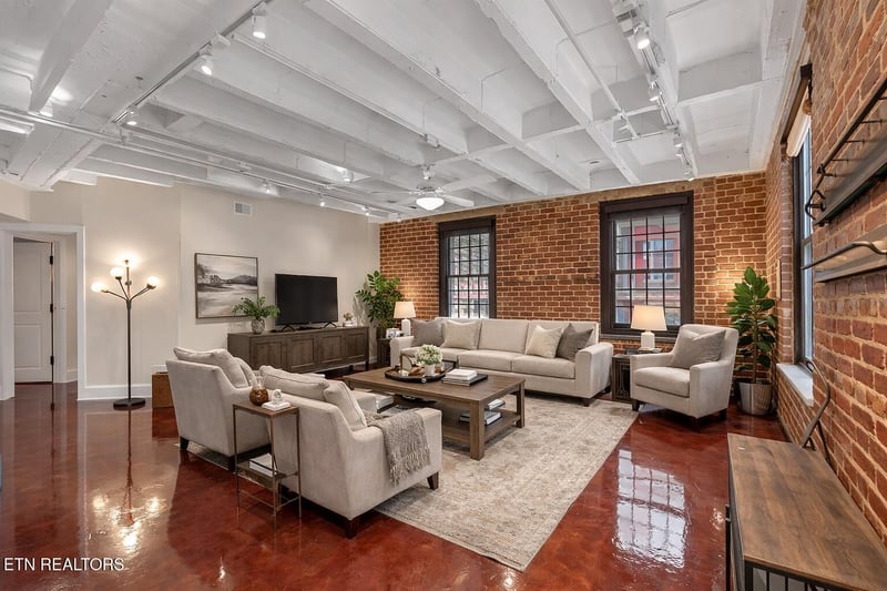 535 Locust St #303, Knoxville, TN 37902