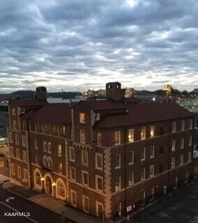 535 Locust St #402, Knoxville, TN 37902