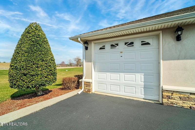 535 Rarity Bay Pkwy #304D, Vonore, TN 37885