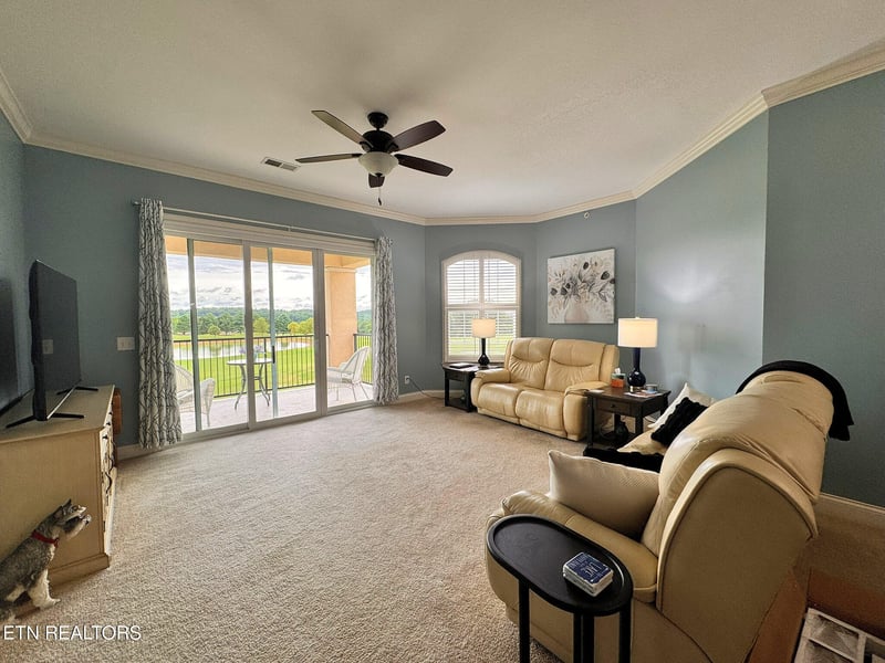 535 Rarity Bay Pkwy #304D, Vonore, TN 37885