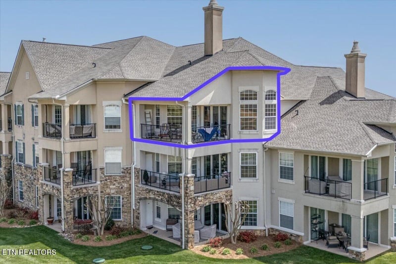 535 Rarity Bay Pkwy #D301, Vonore, TN 37885