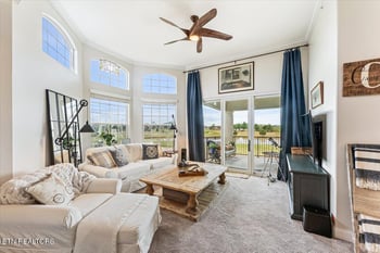 535 Rarity Bay Pkwy #D301, Vonore, TN 37885