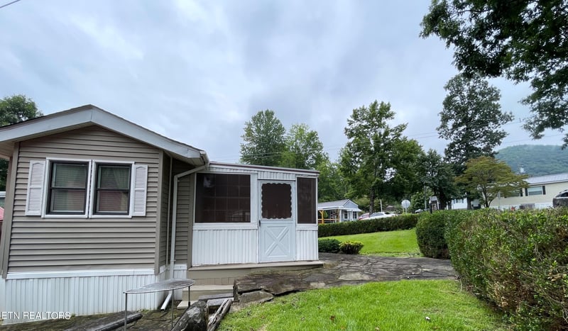 5355 East Pkwy #106, Cosby, TN 37722