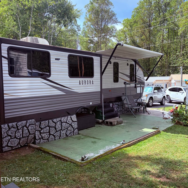 5355 Parkway Pkwy #69, Cosby, TN 37722
