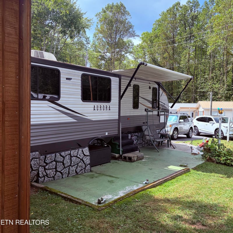 5355 Parkway Pkwy #69, Cosby, TN 37722