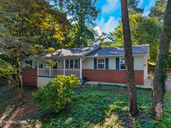 536 Chisholm Tr, Knoxville, TN 37919