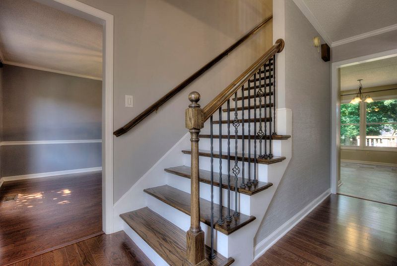 536 Hickory Woods Rd, Knoxville, TN 37934