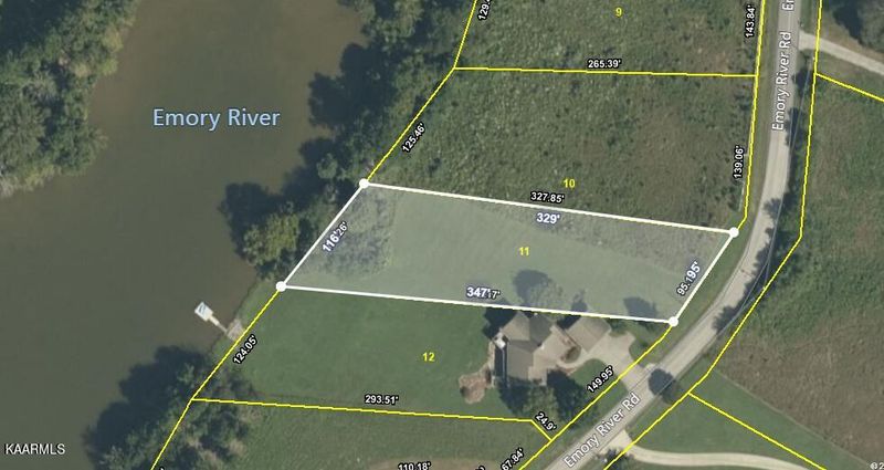 538 Emory River Rd, Harriman, TN 37748