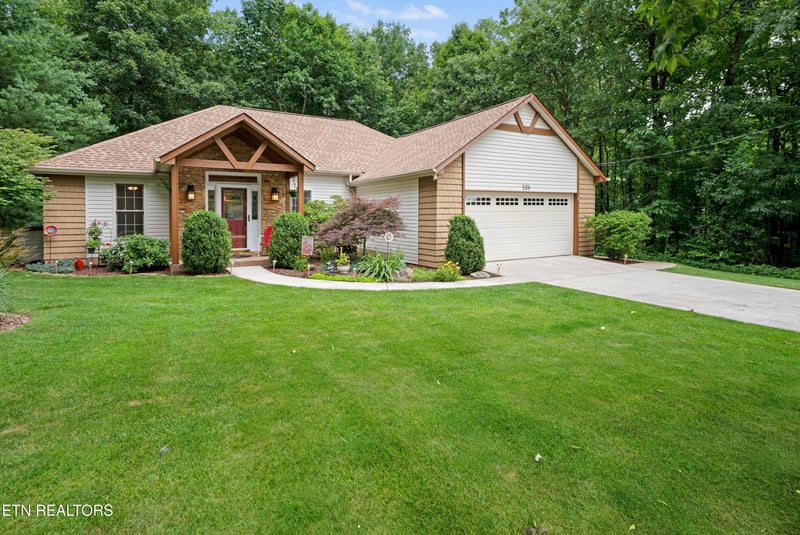 538 Snead Dr, Crossville, TN 38558