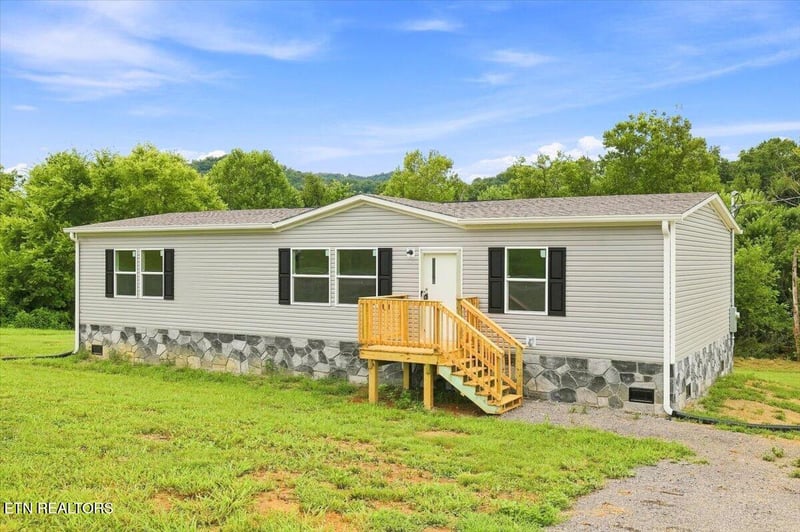 5380 Rutledge Pike, Rutledge, TN 37861