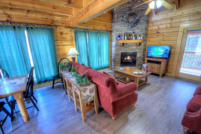 539 Blackberry Ridge Way, Pigeon Forge, TN 37863