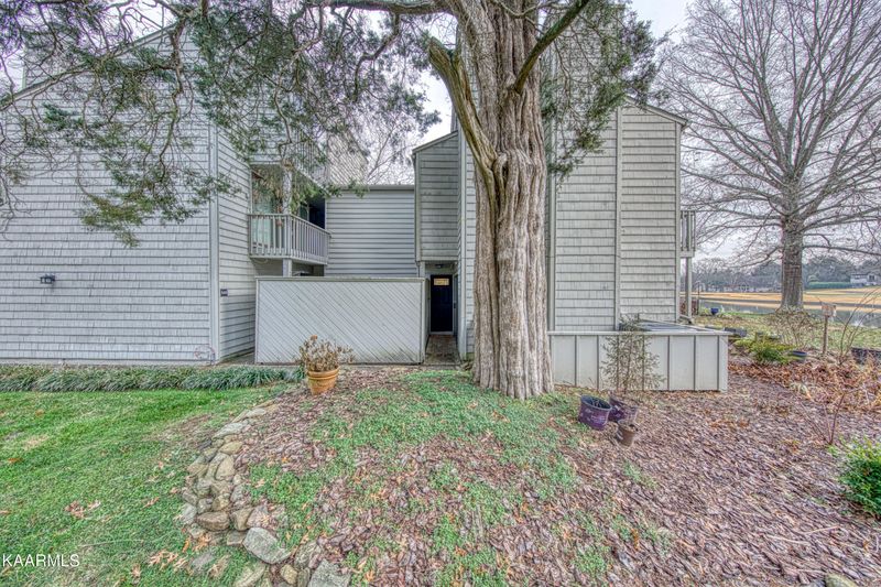539 Lost Tree Ln, Farragut, TN 37934