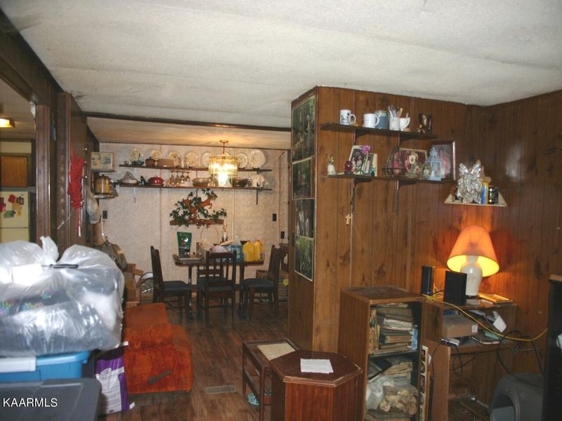 539 Woodvale Ln, Sevierville, TN 37876