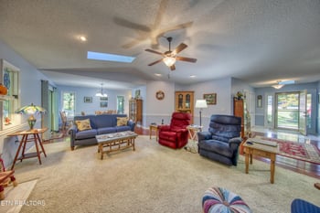 54 Heather Glen Ct, Crossville, TN 38558