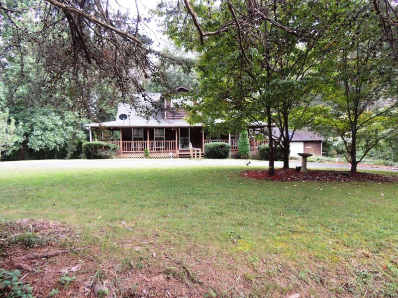 54 Long Dr, Crossville, TN 38555