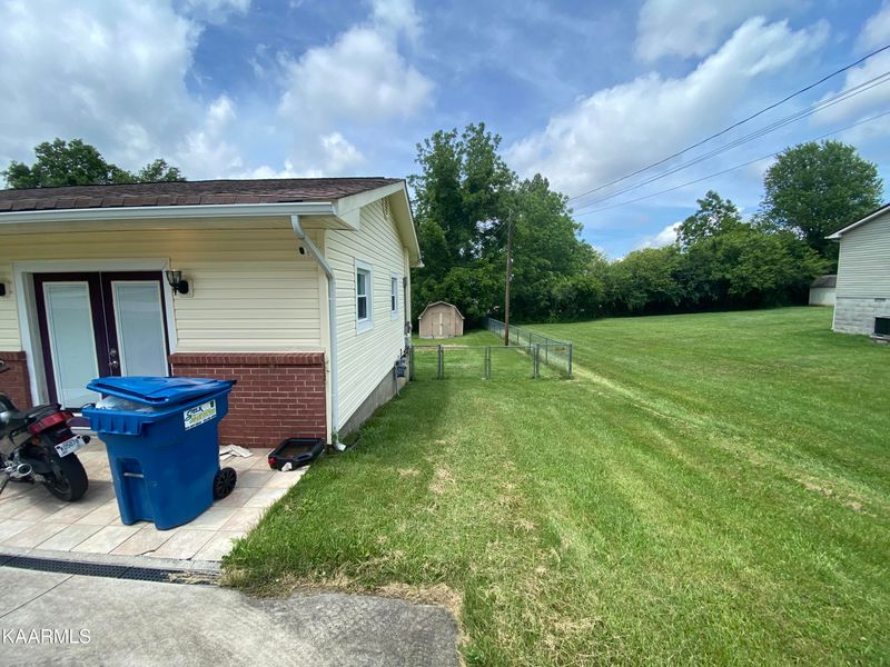 54 Meadowview Ln, Crossville, TN 38555