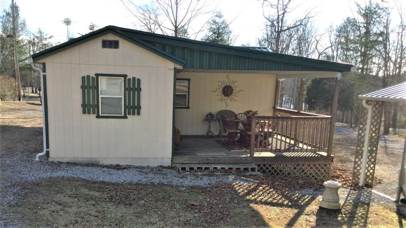 54 Sligo St, Crossville, TN 38572