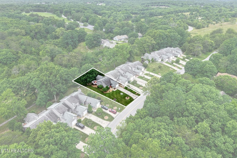 540 River Bend Dr, Crossville, TN 38555