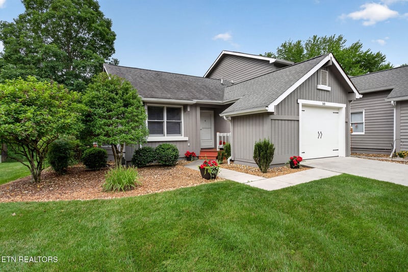 540 River Bend Dr, Crossville, TN 38555
