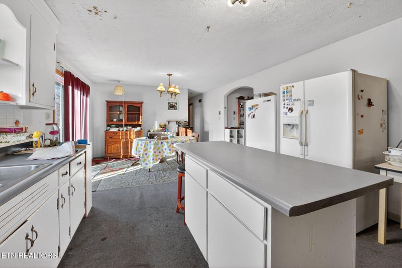 5400 Springplace Cir, Knoxville, TN 37924