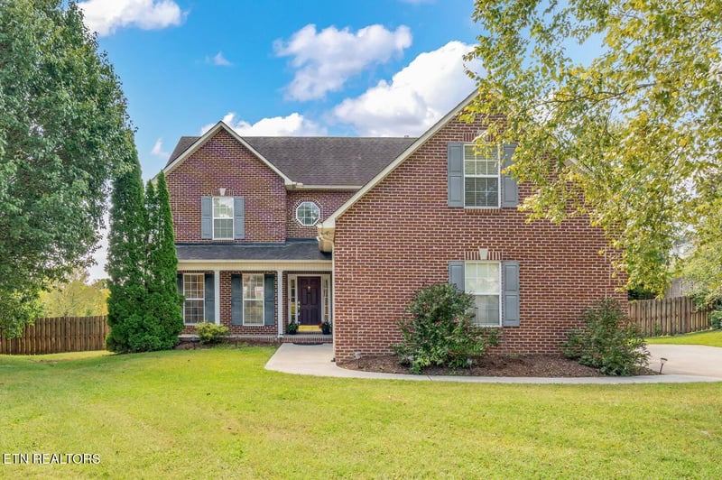 5400 Summitridge Ln, Knoxville, TN 37921