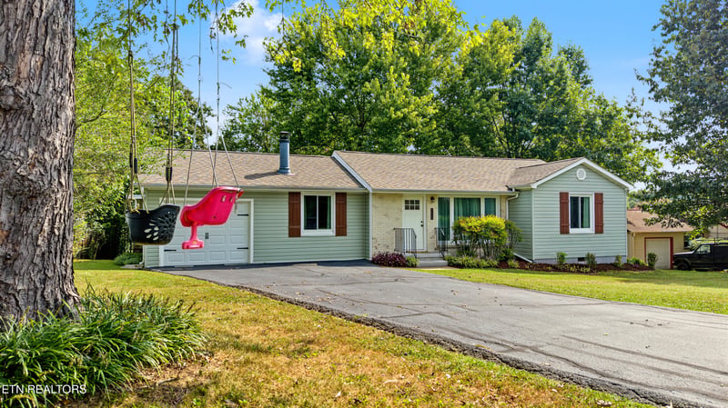 5408 Stoneoak Ln, Knoxville, TN 37920