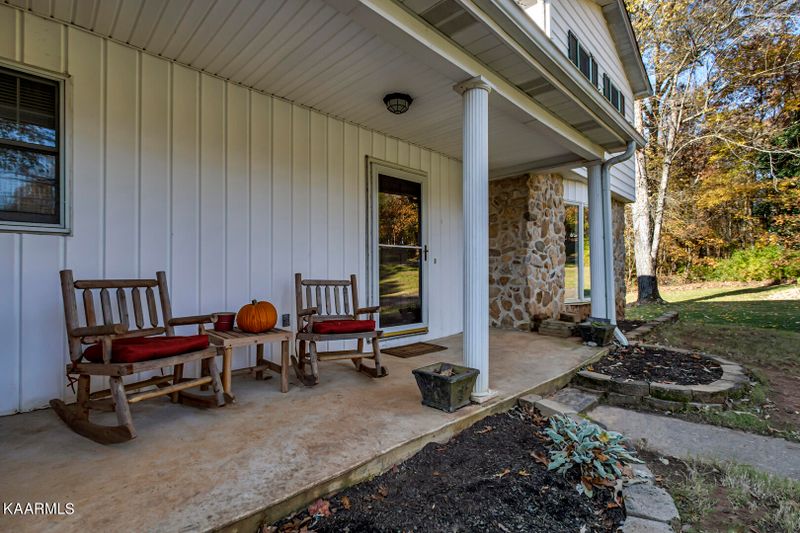 541 Bobwhite Dr, Loudon, TN 37774