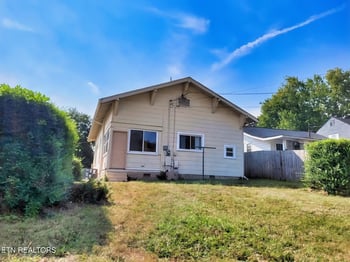 541 Cedar Ave, Knoxville, TN 37917