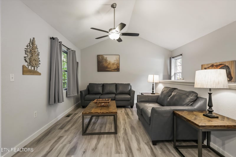 541 Johnson Ln #2, Gatlinburg, TN 37738