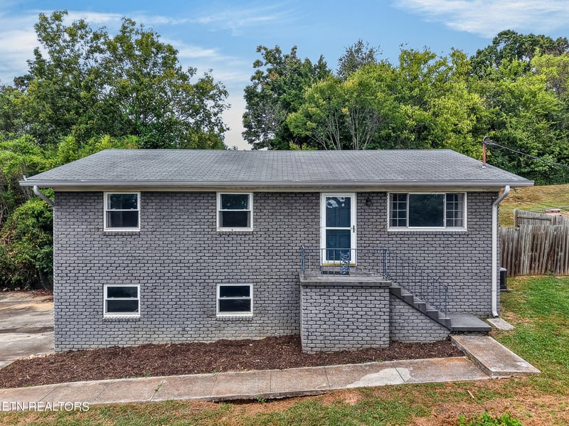 5411 Parkridge Dr, Knoxville, TN 37924