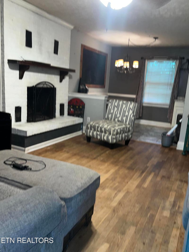 5416 Pinecrest Rd, Knoxville, TN 37918