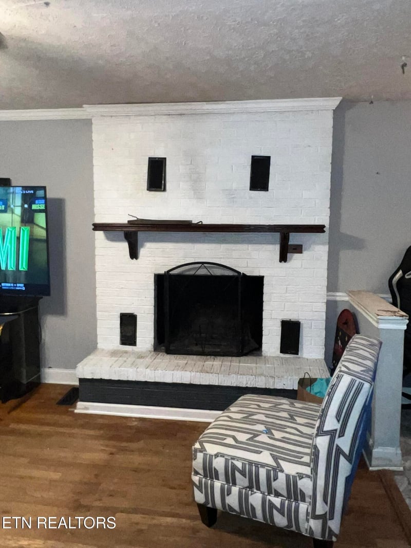 5416 Pinecrest Rd, Knoxville, TN 37918