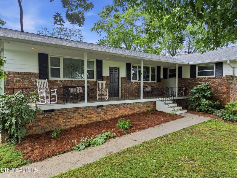 5421 Shenandoah Dr, Knoxville, TN 37909