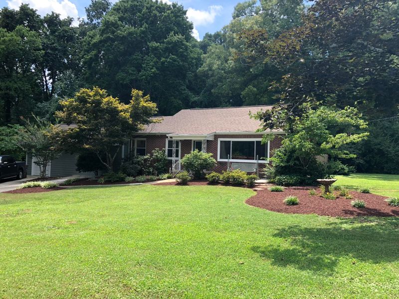 5425 Lynette Dr, Knoxville, TN 37918