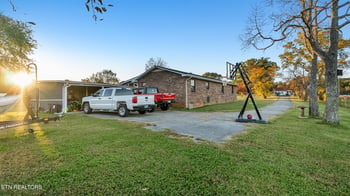 5429 Lakeshore Dr, Bean Station, TN 37708