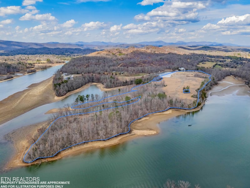 543 Dickey Valley Rd, Harriman, TN 37748