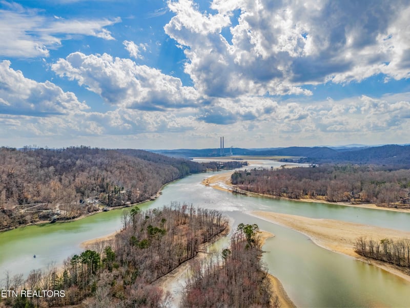 543 Dickey Valley Rd, Harriman, TN 37748