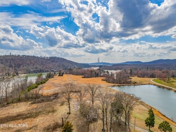 543 Dickey Valley Rd, Harriman, TN 37748
