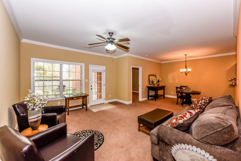 543 Jacksonian Way #543, Lenoir City, TN 37772