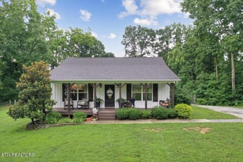 5434 Indian Ridge Rd, Rutledge, TN 37861
