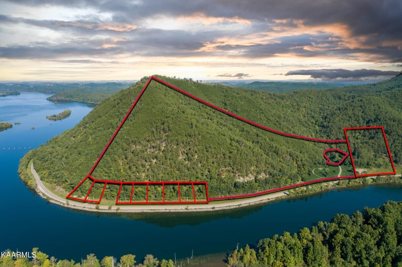 5437 Calderwood Hwy, Tallassee, TN 37878